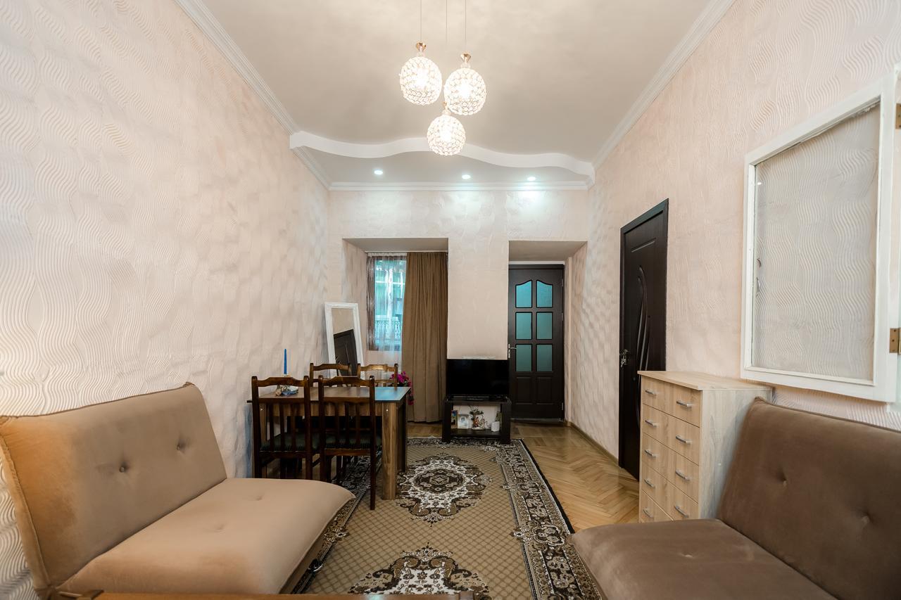 Апартаменты Gabi'S House Тбилиси Экстерьер фото
