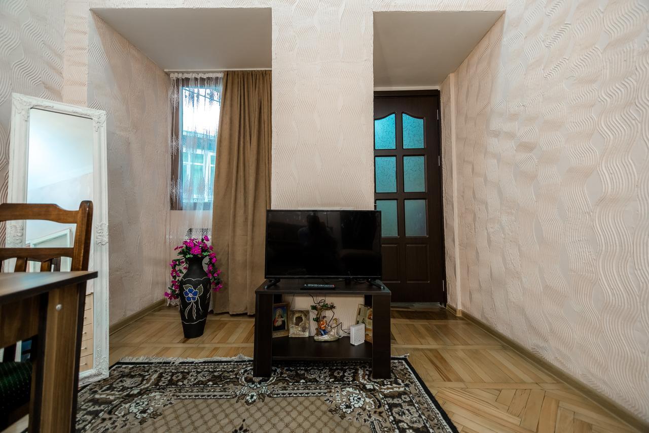 Апартаменты Gabi'S House Тбилиси Экстерьер фото